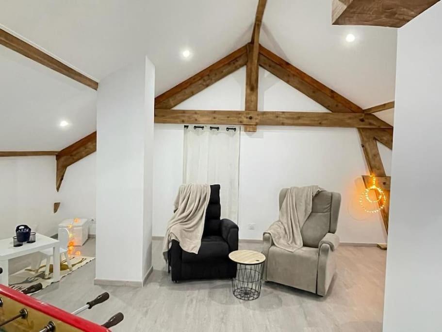Superbe Appartement Avec Salle De Jeux Vaux-lès-Saint-Claude Extérieur photo