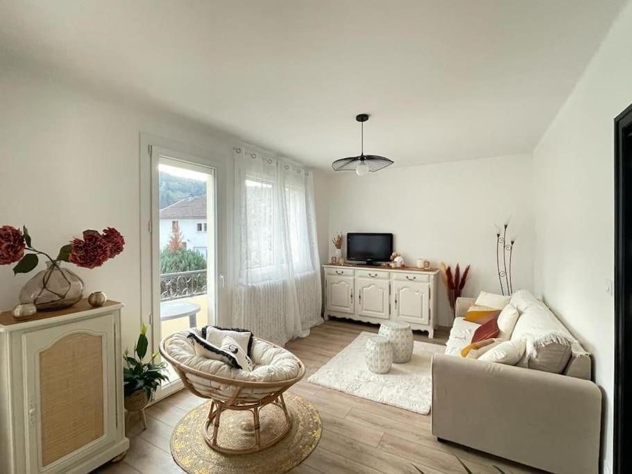 Superbe Appartement Avec Salle De Jeux Vaux-lès-Saint-Claude Extérieur photo